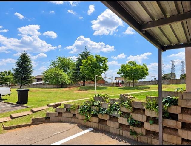 1 BEDROOM PROPERTY TO RENT IN REMBRANDT PARK